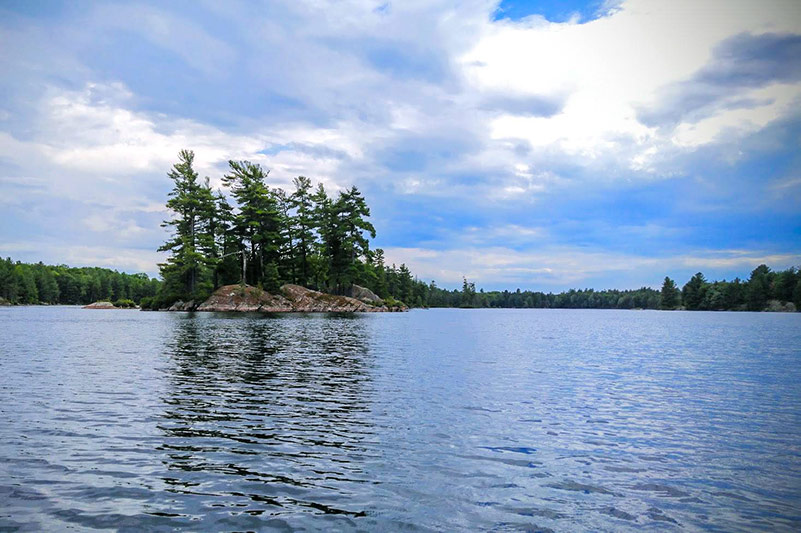 Long Lake Kawartha Highlands Cottage
